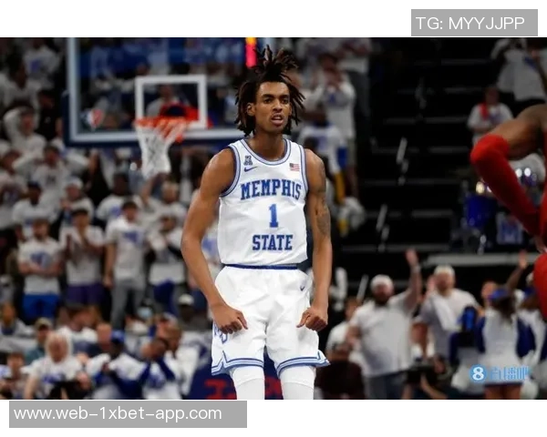 全美第一高中生泰兰斯托克斯宣布转学至第三所高中的消息引发热议